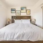 City And Palm View Oceanfront Bliss With Free Parking