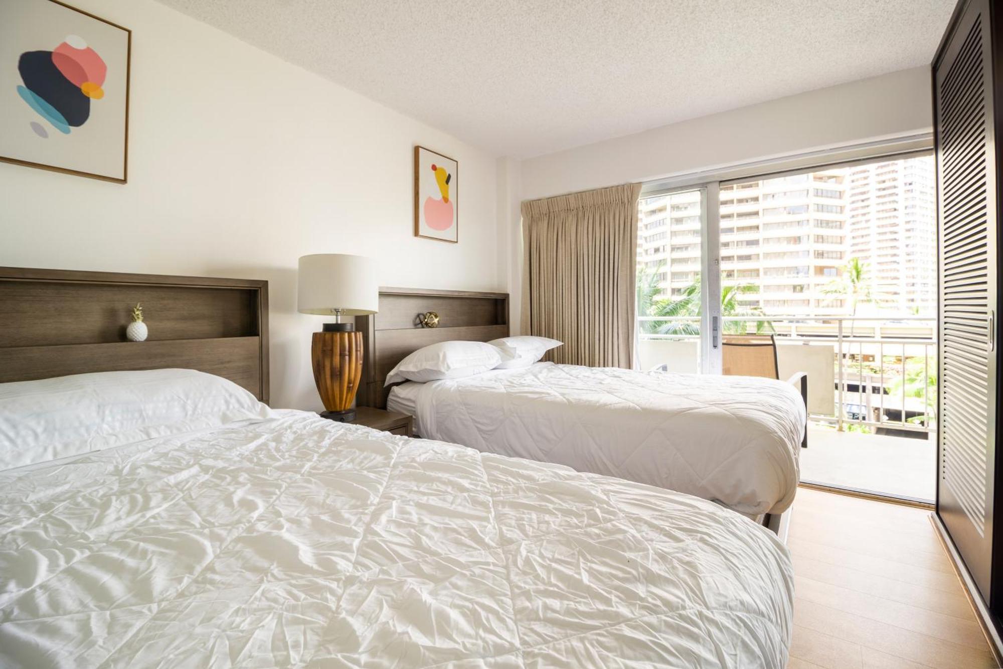 And Palm View Oceanfront Bliss With Free Parking Apartment *